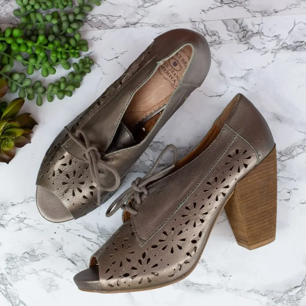 Lucky Brand Peony Pewter Shootie Peep Toe Lace Up Laser Cut Ankle Boot 9 Women's